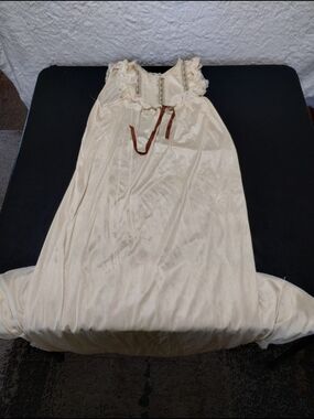 Vintage Cream Satin Nightgown with Lace Trim Sz Small/Medium